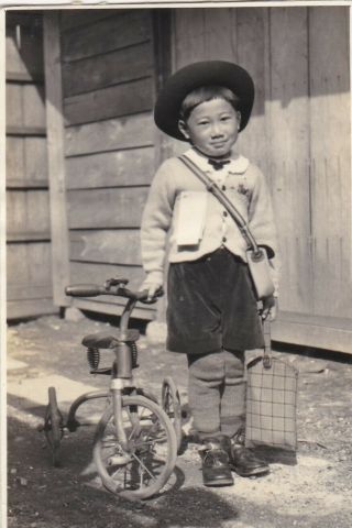 Old Photo Asia Japan Humour Children Boy Cycling Tricycle Bike Japanese Cv744