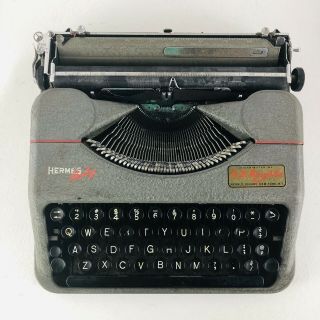 Vintage Hermes Baby Portable Typewriter 1945 With Case Made In Switzerland