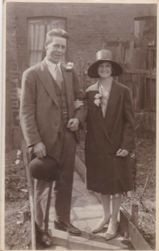 Old Photo Wedding Man Woman Fashion Coat Suit Hat Marriage Hanwell London At1f