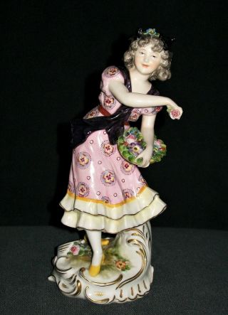 ANTIQUE GERMAN DRESDEN YOUNG LADY DANCER DOLL WITH FLOWERS PORCELAIN FIGURINE 3