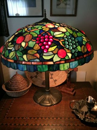Bradley & Hubbard Stained Glass Art Nouveau Lamp