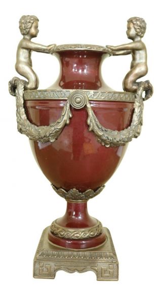 Lf32390ec: Classical Red Porcelain Urn Vase W.  Bronze Puti Mounts