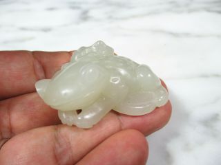 VINTAGE CHINESE CARVED MUTTON FAT JADE JIN CHAN MONEY FROG COIN STATUE ANTIQUE 2