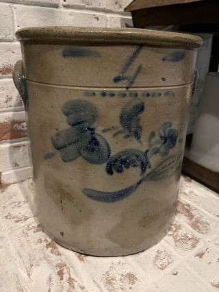 Antique Vintage Early 19th C 4 Gallon Stoneware Crock Cobalt Blue Floral Design