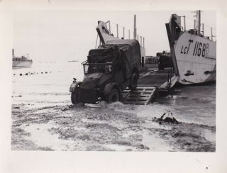 Press Photo Ww2 Exercise Fabius Lorry Driven Off A Landing Craft 8.  5.  44