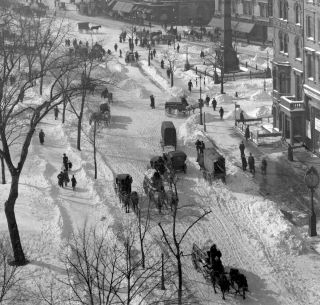 1910s York City Flat Iron Building Stunning Winter View Glass Photo Negative