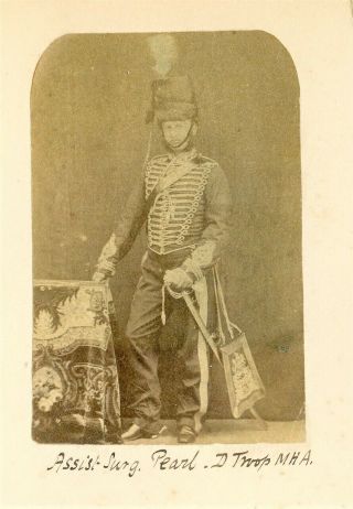 India Military - Surgeons Johnston and Pearl - Madras Horse Artillery - soldier 3
