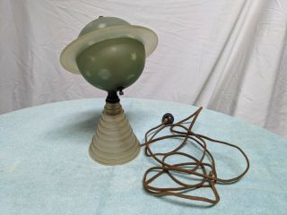 Vintage and classic Art Deco lamp from the York World ' s Fair (1939 - 1940).  Th 4