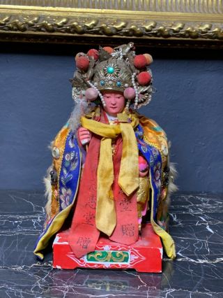A Rare Chinese Figurine Of Immortal Deity With Embroidery Pallium