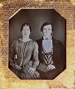 Early Daguerreotype Paper Mat Young Couple Holding Books Whole Case 6th Plate