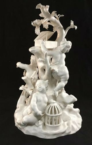 Antique Continental Blanc - De - Chine Porcelain Figure Group Cherubs Putti 725