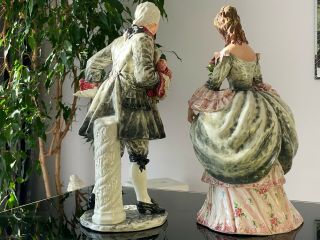 Vintage Porcelain Pair Figurines Man & Woman 16 