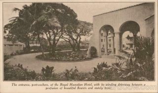 Honolulu,  Hi Entrance Of The Royal Hawaiian Hotel Linen Postcard Vintage