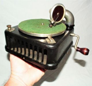 Rare Vintage Fremont Table Top Phonograph Gramophone 78 Rpm Small Record Player