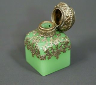 19c.  French Palais - Royal Ormolu Brass Vaseline Opaline Glass Perfume Scent Bottle 6