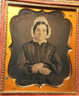 Sixth Plate Daguerreotype Of A Lady With Full Case 1840s 