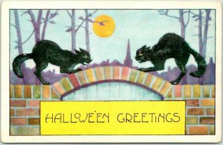 Vintage 1920s Whitney Halloween Greetings Postcard / Black Cats On Wall -