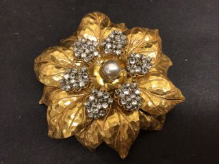 Large 3” Vintage Signed Miriam Haskell Gold Tone Baroque Pearl Pin Brooch Flower