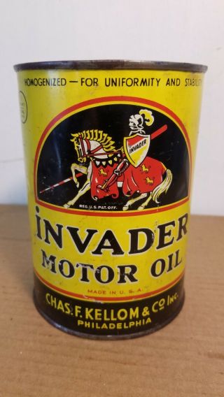 Vintage Invader One Qt Oil Can Full Kellom & Co Phila.  Pa