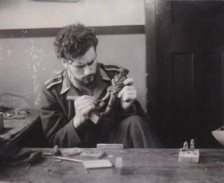 Press Photo Ww2 German Prisoner Of War Camp Modelling Oldham 24.  12.  40
