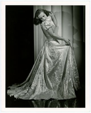 Fashionable Mannequin Joan Crawford 1937 George Hurrell Photograph