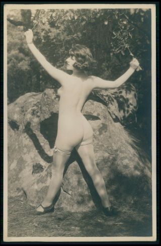 Mm French Nude Woman Grundworth Outdoor Girl Stretching Old 1925 Photo Postcard