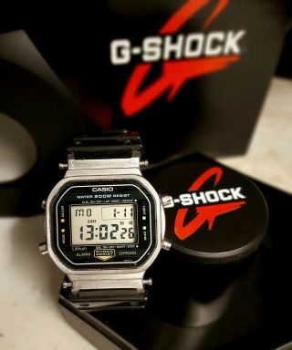 Casio G - Shock Dw - 5200 Diver 200m Digital Watch Vintage
