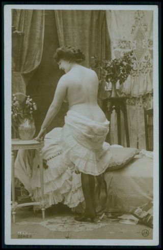 French Nude Woman Big Butt Hide C1910 - 1920s Old Rppc Photo Postcard