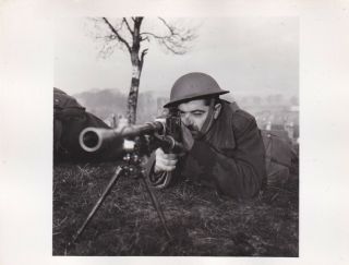 Press Photo Ww2 Yugoslav Army Unit In Training In Scotland 3.  1.  1942 (3)