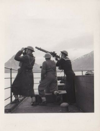 Press Photo Ww2 Firing A Lewis Gun On A Troop Carrier Iceland 12.  5.  1941