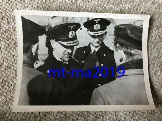 Ww2 Press Photograph - German Naval Grand Admiral Raeder Meets U - Boat Crew