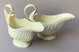 TWO ANTIQUE ENGLISH CREAMWARE POTTERY LEEDS GRAVY OR SAUCE SERVERS PAIR BOATS 3