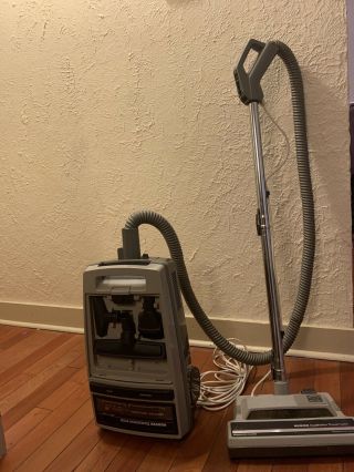 Vintage Hoover Dimension 1000 Quadraflex Canister Vacuum Cleaner S3283 & 2 Bags