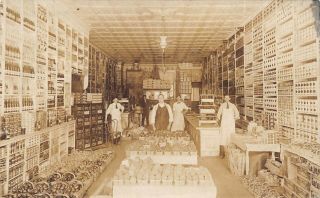 Cleveland Ohio Antique Vintage Rppc Grocery Store 5 Men 1910 Postcard