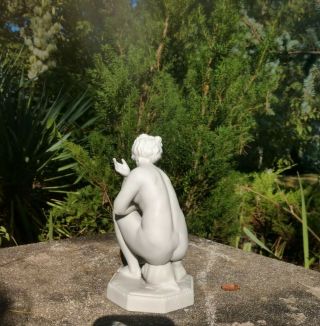 German Parian Or Bisque Porcelain Of The Crouching Venus Nude 2