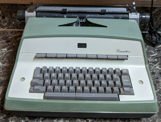 Ibm Executive Model 42 Mechanical Typewriter Vintage 1968
