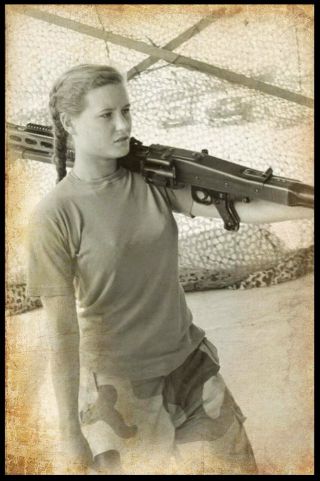 German Machin Gun Mg - 45 Model Sexy Girl Vintage Stile Ww2 Photo 4x6 Y