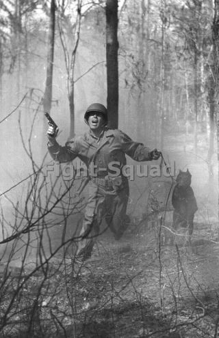 Ww2 Picture Photo Us Marine With His Dobermann With A Colt 45 In The Hand 3478