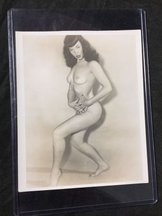 Vtg 50’s Pretty Bettie Page Camera Club Nude Girlie Risque Pinup Photo