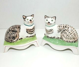 Mottahedeh Cat Porcelain Bookends Displays Pottery Pair - Rare As A Set
