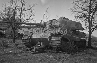 Ww2 Picture Photo Two Mens Near The German Royal Tiger Tank 3444