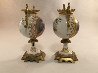 ANTIQUE FRENCH PORCELAIN ORMOLU MOUNTED PORTRAIT URN HAND PAINTED VASES 3