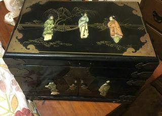 Large Black Lacquer Oriental Jewelry Box Inlaid With Mother Of Pearl - Silk Lined