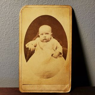 Antique 1870s Cdv Photo Of An Infant Baby Making A Funny Face Mcarthur Ohio