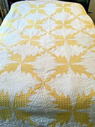 Handmade Hand Sewn Pineapple Pattern Vintage Quilt