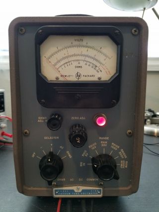 Vintage Hp 410b Vacuum Tube Volt Meter.  With Probes Vtvm.