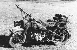 Ww2 Picture Photo German Bmw R75 Motorcycle With Mg 34 Machine Gun 1942 1321
