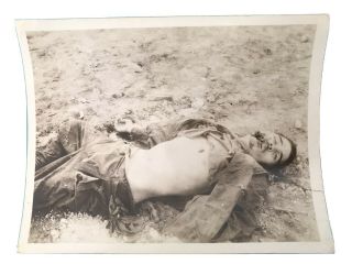 Dead Japanese Soldier World War Two Ww2 Vintage 1940s Photo