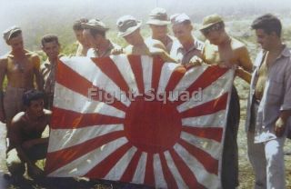 Ww2 Picture Photo Us Soldiers With A Capered Japanese Flag 3553
