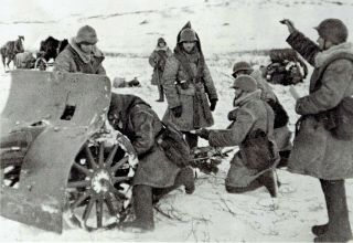 1940 Vintage Photo Ww2 Russian Army Artillery Soldiers Gun Crew On Finland Front